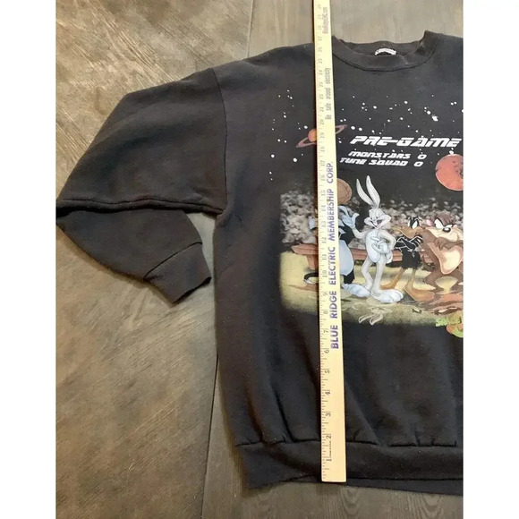 Vtg 1996 Space Jam Warner Brothers Black Sweatshirt Crew Neck Basketball Sz Med? - Picture 5 of 8